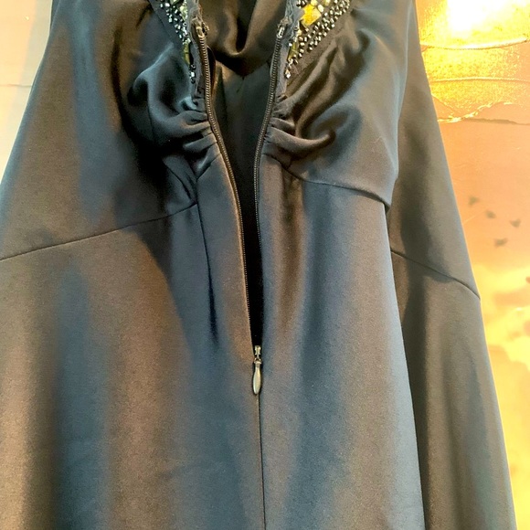 BCBG Maxazria navy blue satin gown - Picture 6 of 9